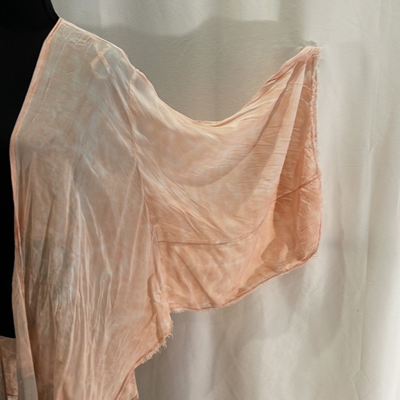 Cover-up - Picture 4 of 8